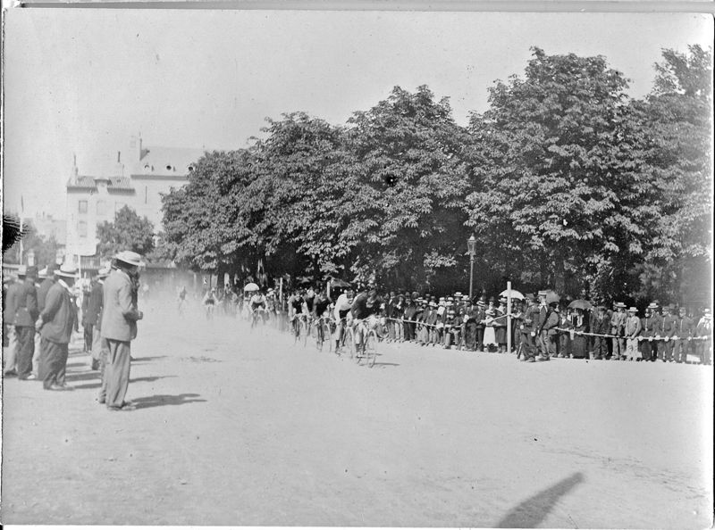 Course à Aurillac pour le 14 juillet 1903